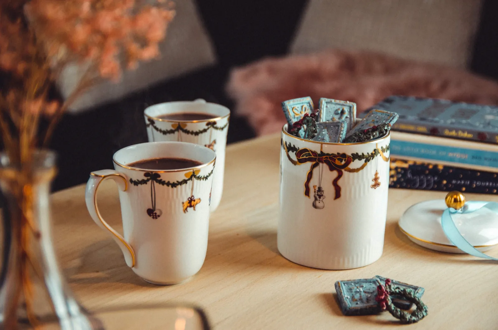 Biscuiți fotografiați ca bijuterii